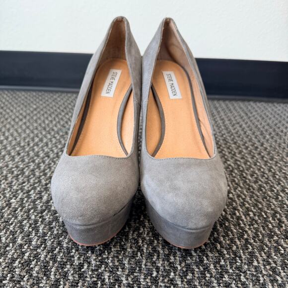 Steve Madden Women's "Betty" Gray Suede Chunky Heels Platform Pumps Size 11 - Picture 4 of 10